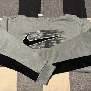 nike thermal sweatshirt